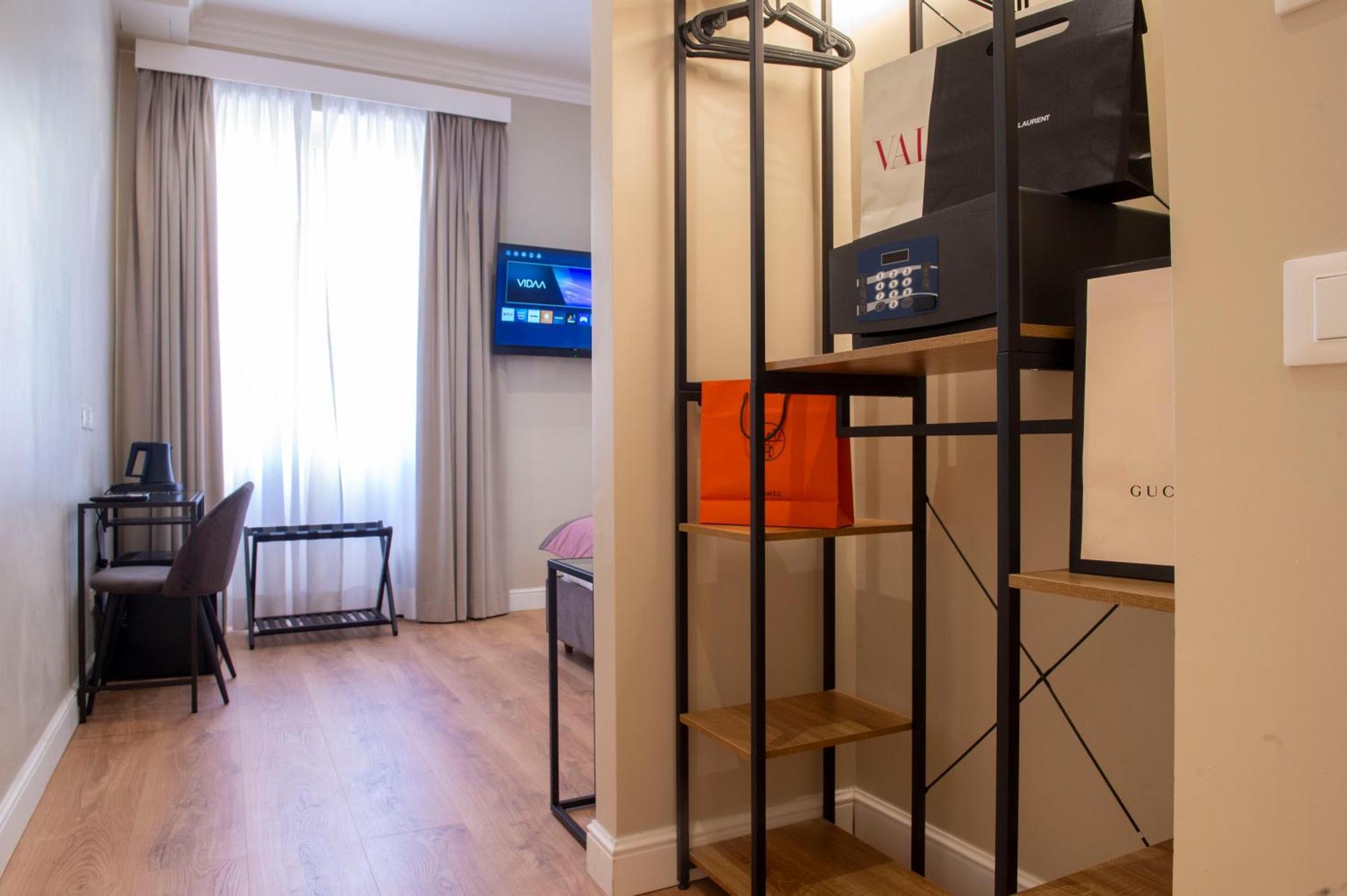 Hotel Ad Suites Nazionale, Rome